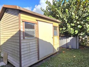 19811 W Oakmont Drive, Hialeah FL 33015