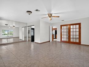 19811 W Oakmont Drive, Hialeah FL 33015