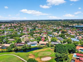 19811 W Oakmont Drive, Hialeah FL 33015