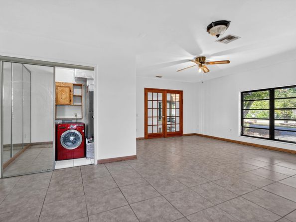 19811 W Oakmont Drive, Hialeah FL 33015