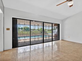 19811 W Oakmont Drive, Hialeah FL 33015