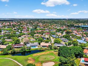 19811 W Oakmont Drive, Hialeah FL 33015