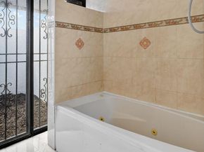 19811 W Oakmont Drive, Hialeah FL 33015