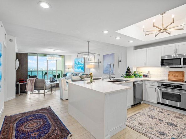 2650 Lake Shore Drive 2103, Riviera Beach FL 33404
