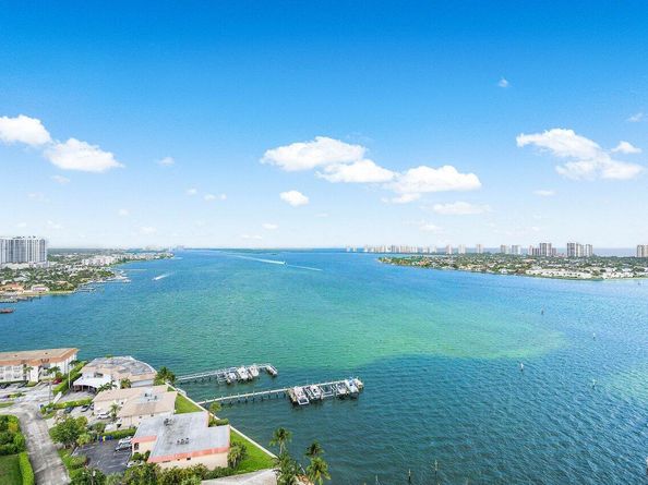 2650 Lake Shore Drive 2103, Riviera Beach FL 33404