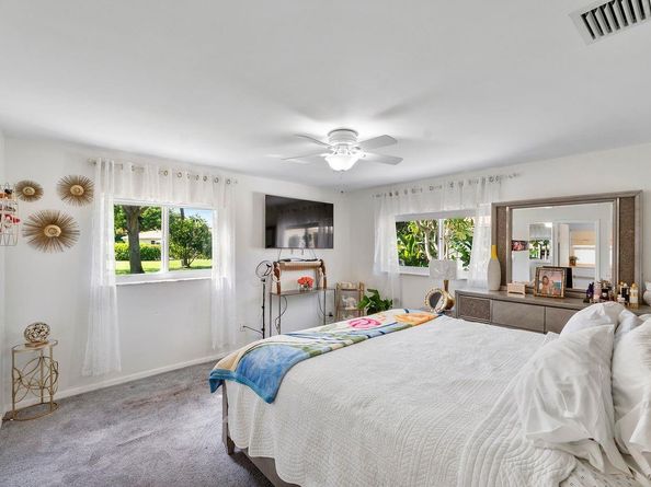 410 SW Natura Ave, Deerfield Beach FL 33441