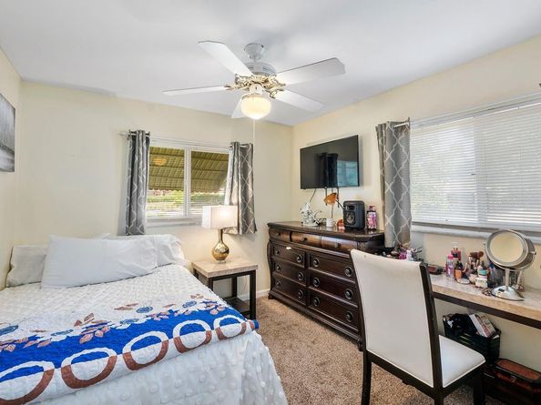 410 SW Natura Ave, Deerfield Beach FL 33441