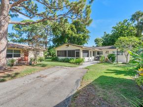 410 SW Natura Ave, Deerfield Beach FL 33441