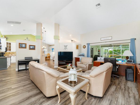 6073 Wedgewood Village Circle, Lake Worth FL 33463