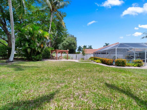 6073 Wedgewood Village Circle, Lake Worth FL 33463
