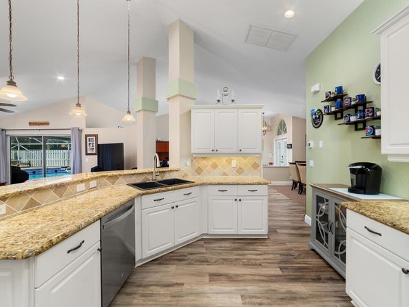 6073 Wedgewood Village Circle, Lake Worth FL 33463