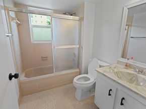 4550 NW 18th Ave 301, Deerfield Beach FL 33064