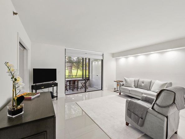 7145 Promenade Drive 101, Boca Raton FL 33433