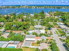 117 Mayfield Road, Lantana FL 33462