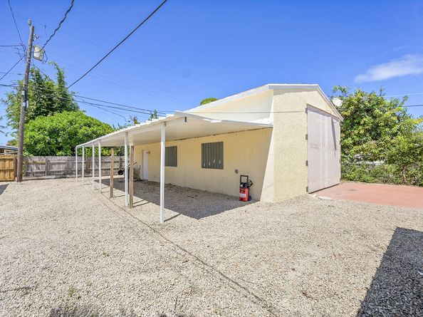 117 Mayfield Road, Lantana FL 33462