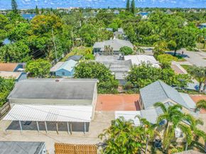 117 Mayfield Road, Lantana FL 33462