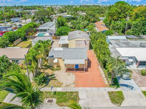 117 Mayfield Road, Lantana FL 33462