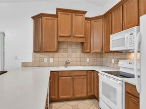 990 NW 89th Ave, Plantation FL 33324