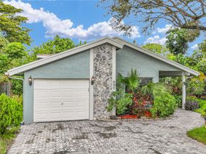 990 NW 89th Ave, Plantation FL 33324
