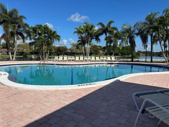 12018 NW 13th St, Pembroke Pines FL 33026