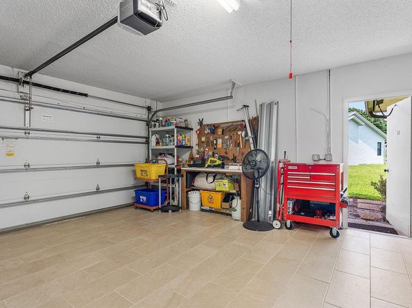 5668 Willow Creek Manor, Delray Beach FL 33484