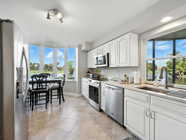 16913 Waterbend Drive 165, Jupiter FL 33477