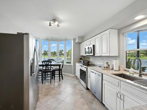 16913 Waterbend Drive 165, Jupiter FL 33477