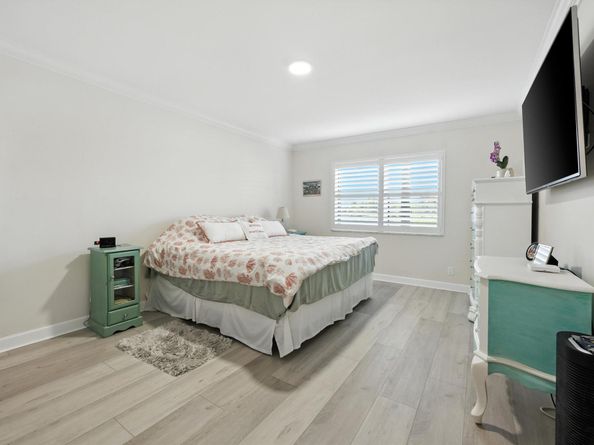 16913 Waterbend Drive 165, Jupiter FL 33477
