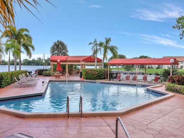 45 Centennial Court, Deerfield Beach FL 33442