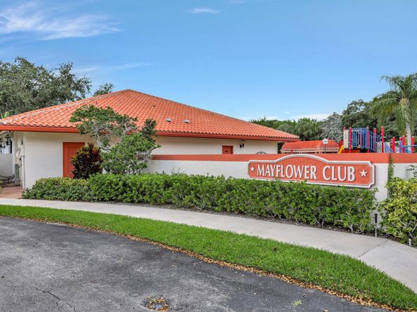45 Centennial Court, Deerfield Beach FL 33442