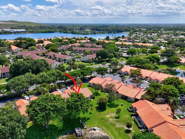 45 Centennial Court, Deerfield Beach FL 33442