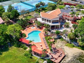 45 Centennial Court, Deerfield Beach FL 33442