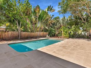 4687 NE 18th Ave, Oakland Park FL 33334