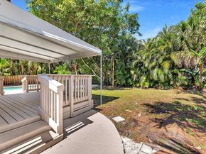 4687 NE 18th Ave, Oakland Park FL 33334