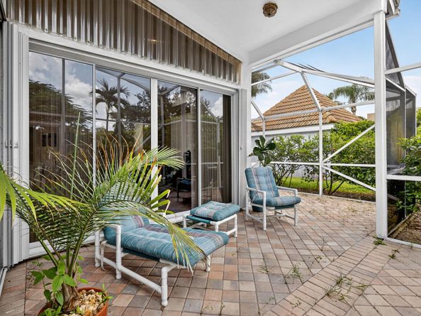 4737 Carlton Golf Drive, Lake Worth FL 33449