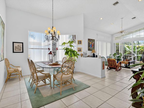 4737 Carlton Golf Drive, Lake Worth FL 33449