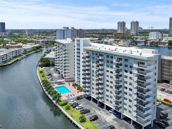 401 Golden Isles Dr 1102, Hallandale Beach FL 33009