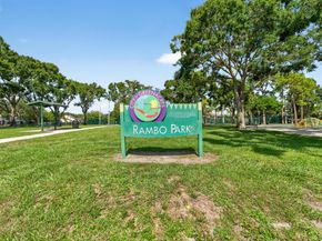 5531 S 35th Court, Greenacres FL 33463