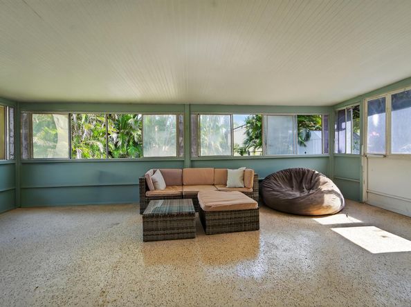 5531 S 35th Court, Greenacres FL 33463