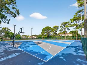 5531 S 35th Court, Greenacres FL 33463