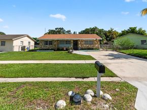 5531 S 35th Court, Greenacres FL 33463
