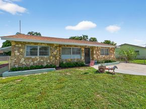 5531 S 35th Court, Greenacres FL 33463