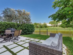 4350 Veleiros Ave, Deerfield Beach FL 33064
