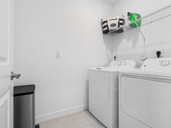 4350 Veleiros Ave, Deerfield Beach FL 33064
