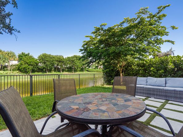 4350 Veleiros Ave, Deerfield Beach FL 33064