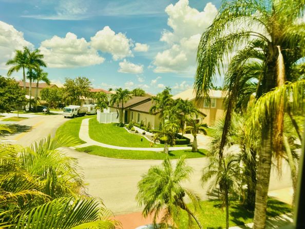 2103 SW 173rd Avenue, Miramar FL 33029