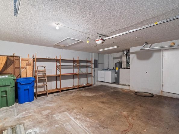 711 SW 95th Ter, Pembroke Pines FL 33025