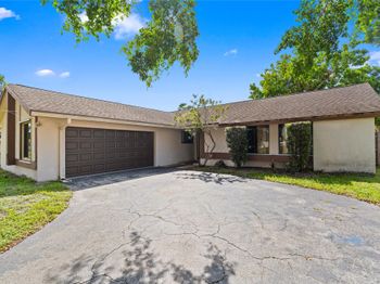 711 SW 95th Ter
