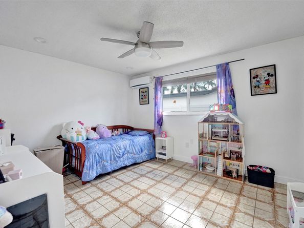 3611 N 33rd Ter, Hollywood FL 33021