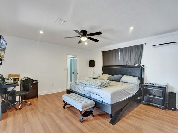3611 N 33rd Ter, Hollywood FL 33021